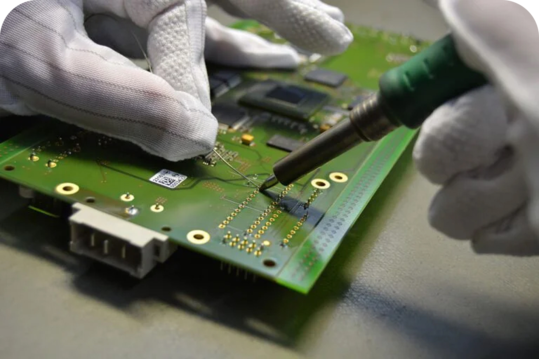 Soldadura Manual THT